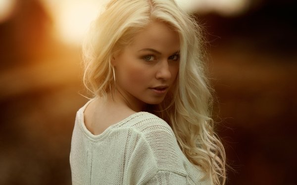 Femmes Top Model Top Modèls Blonde Face Portrait Fond d'écran HD | Image