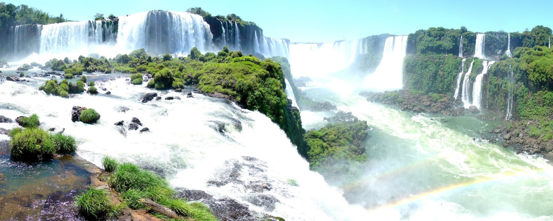 Download Nature Iguazu Falls Wallpaper