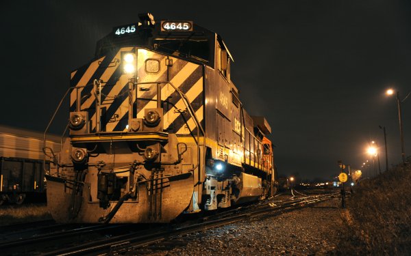 Vehicles Train Night HD Wallpaper | Background Image