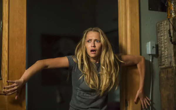 Teresa Palmer movie Lights Out (2016) HD Desktop Wallpaper | Background Image