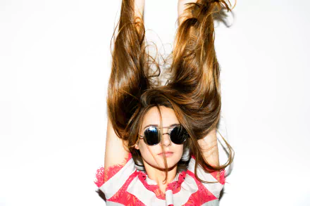 brunette sunglasses actress American Celebrity Shailene Woodley HD Desktop Wallpaper | Background Image