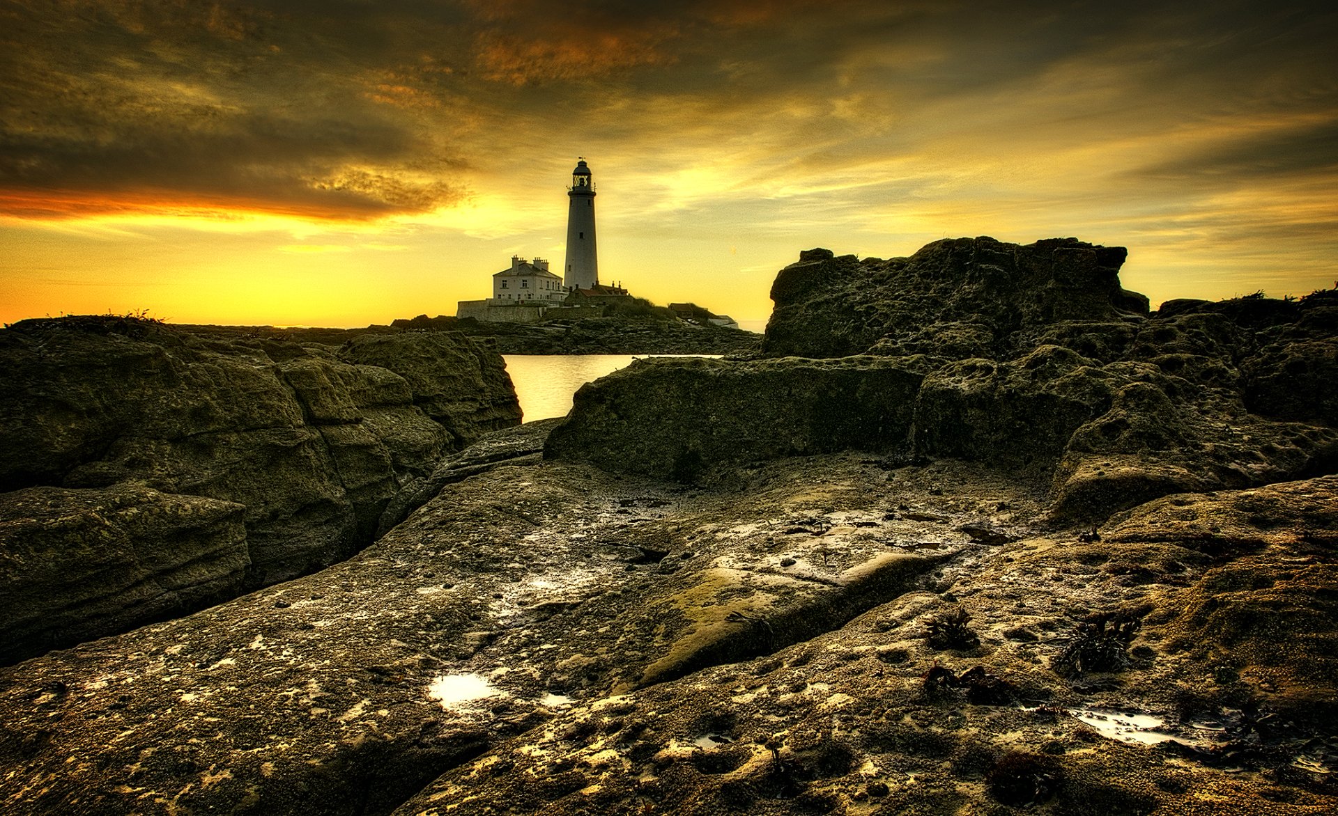 Download Ocean England Man Made Lighthouse HD Wallpaper