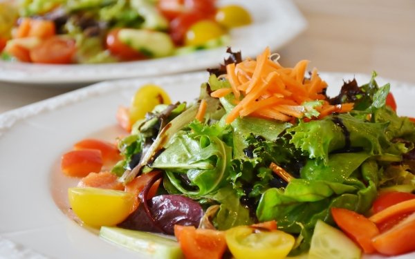 Food Salad Lettuce Tomato Carrot Leaf HD Wallpaper | Background Image