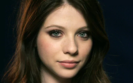 Celebrity Michelle Trachtenberg HD Desktop Wallpaper | Background Image