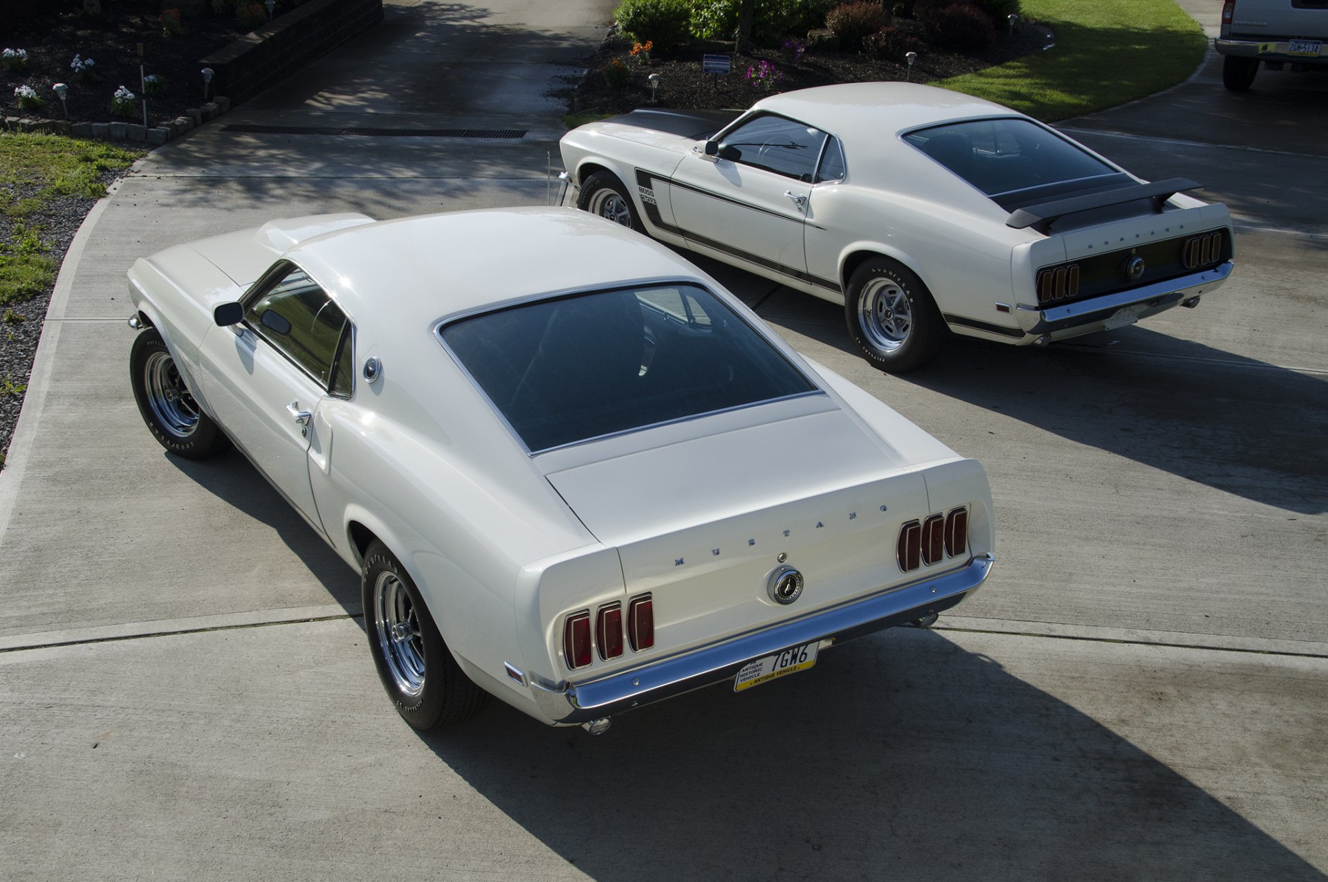 Download Car Muscle Car White Car Ford Ford Mustang Ford Mustang Boss 1969 Ford Mustang Boss Vehicle Ford Mustang Boss 429 HD Wallpaper