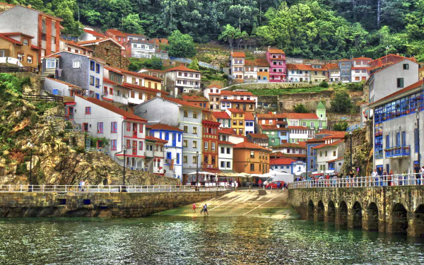  Cudillero, Spain