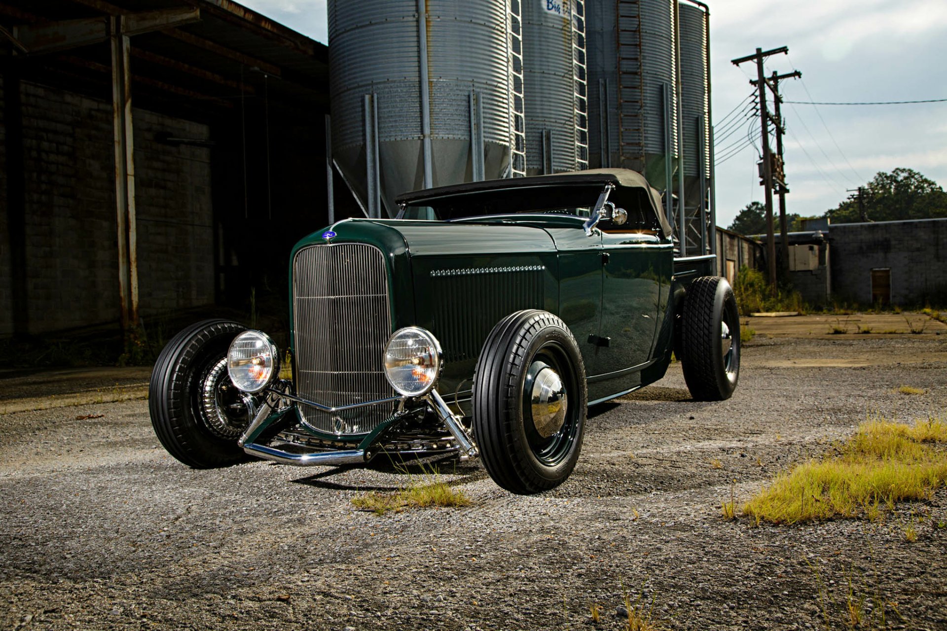 Download Vintage Car Hot Rod 1932 Ford Roadster Vehicle Ford Roadster HD Wallpaper
