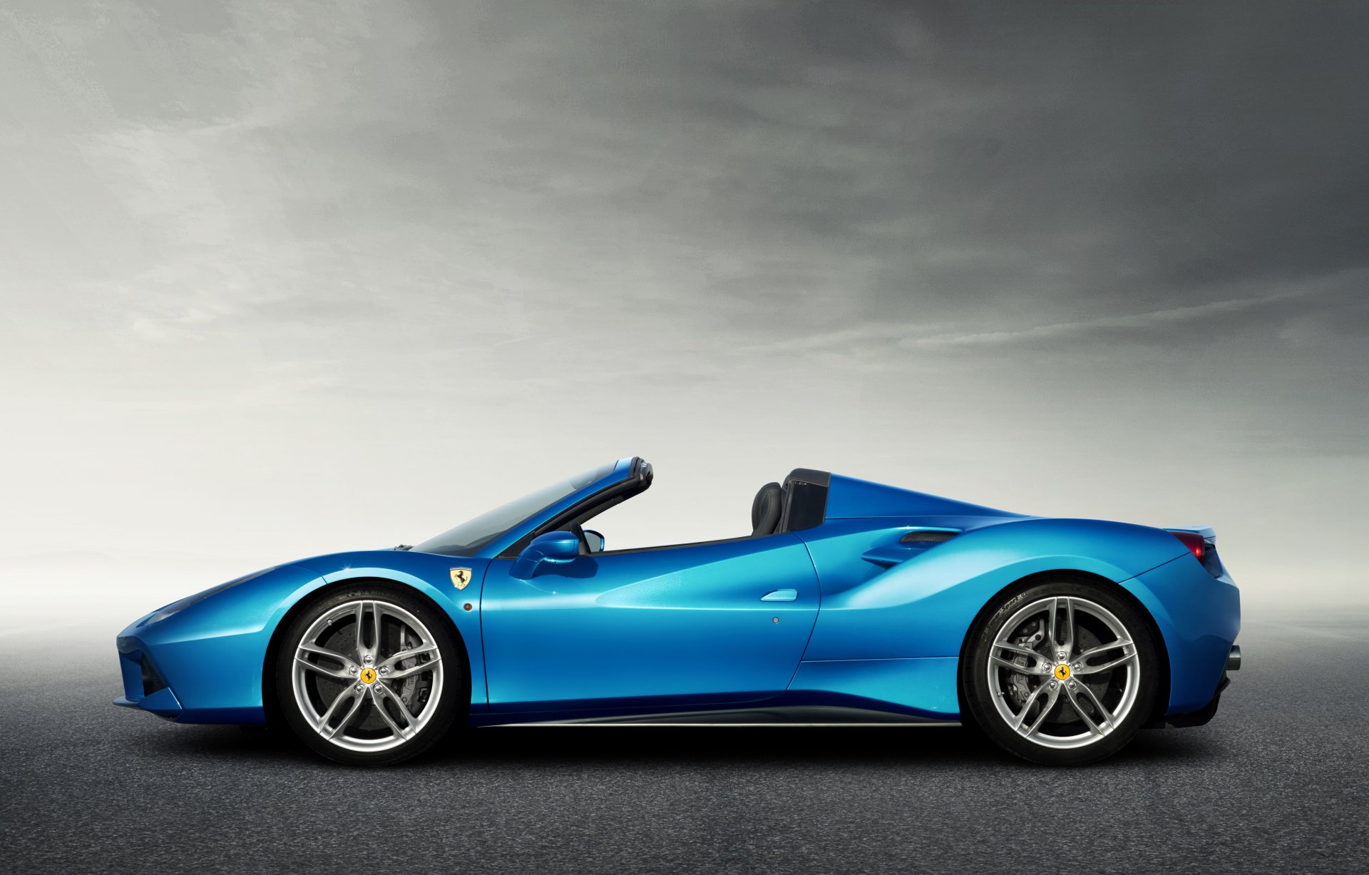Download Vehicle Ferrari 488 Spider HD Wallpaper