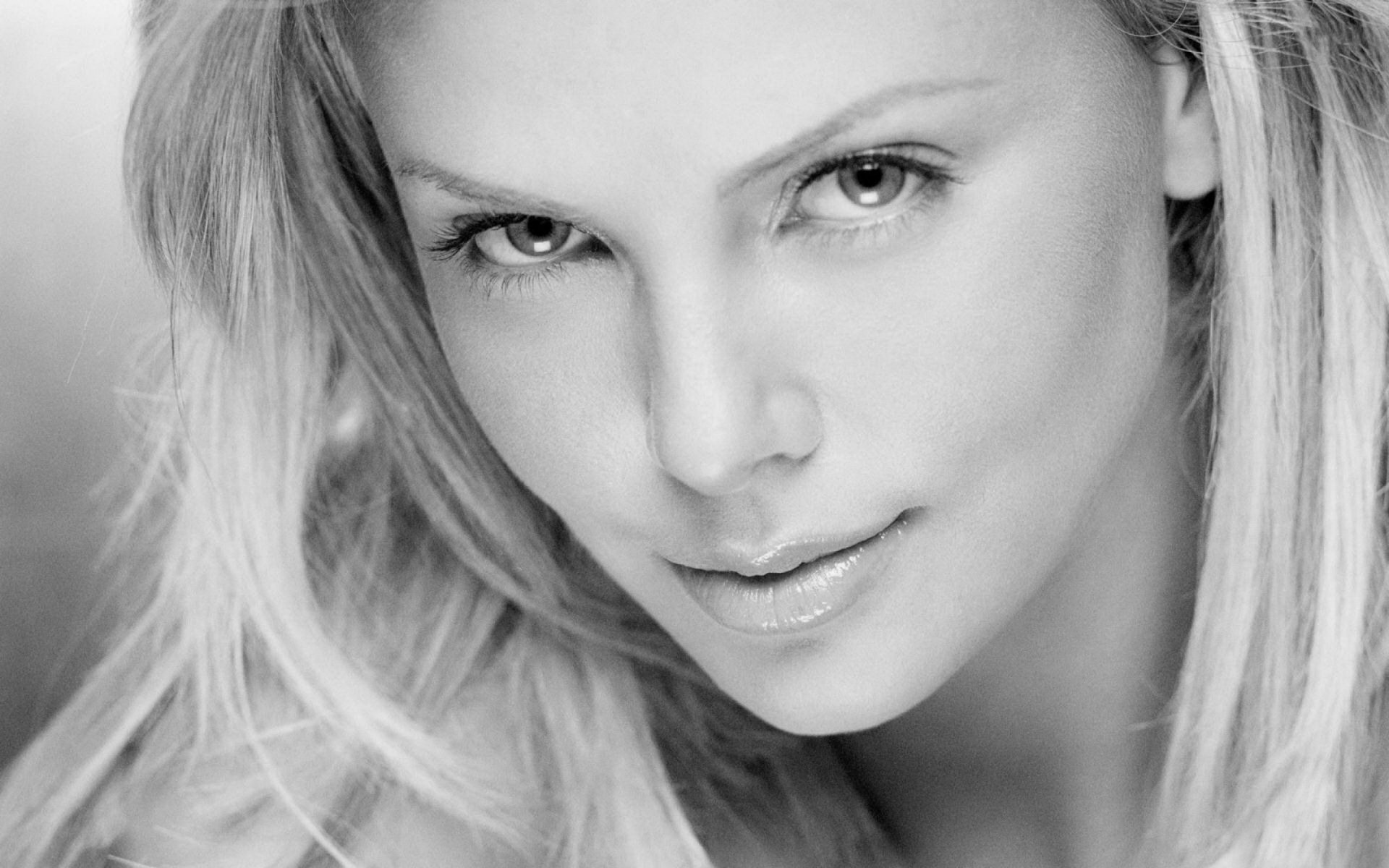 Celebrity Charlize Theron Hd Wallpaper