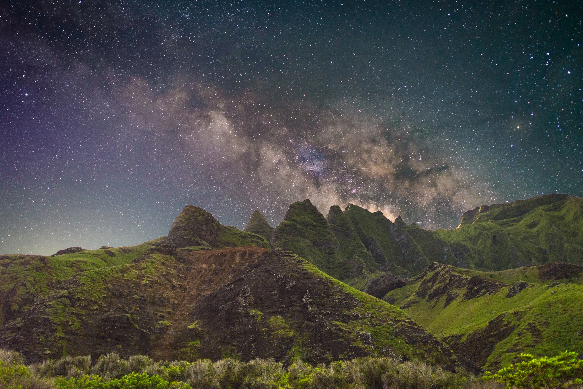 Stunning Milky Way Over Majestic Mountain Landscape – HD Starry Sky ...