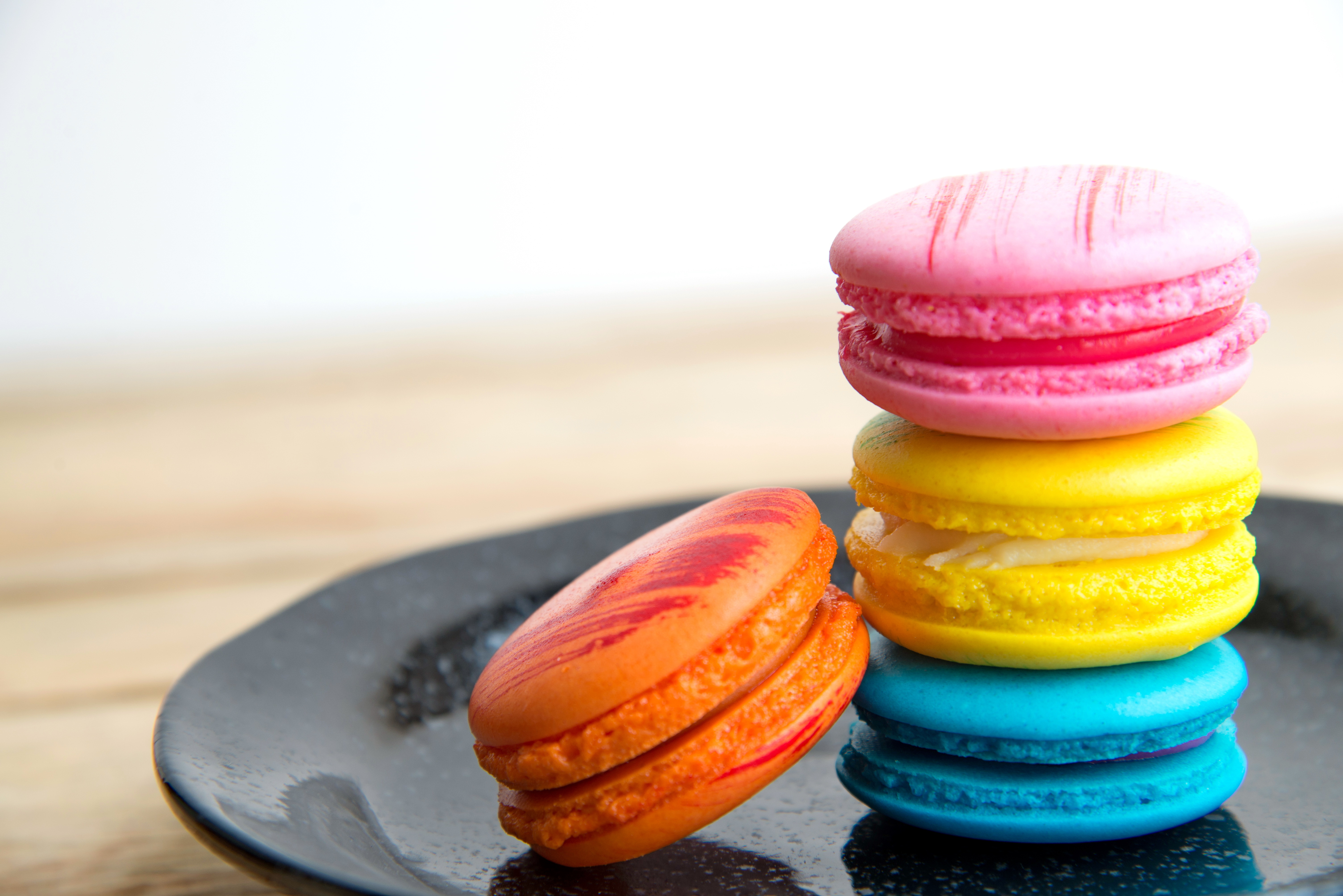 180+ 4K Macaron Wallpapers | Background Images