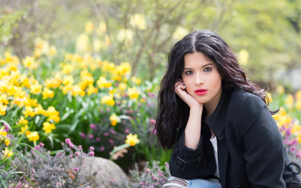 long hair depth of field brunette lipstick woman model HD Desktop Wallpaper | Background Image