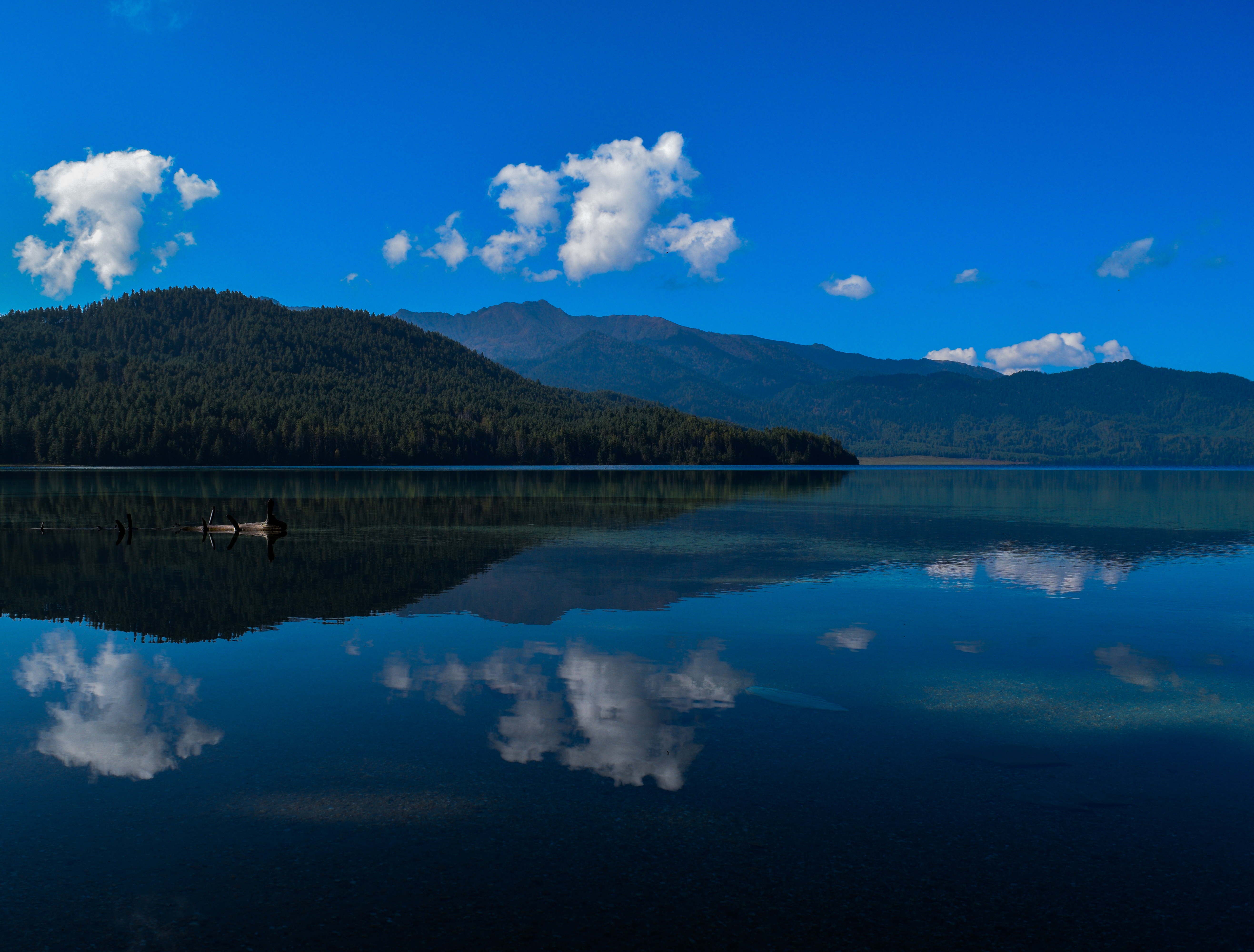 Download Landscape Mountain Reflection Nature Lake 4k Ultra HD Wallpaper
