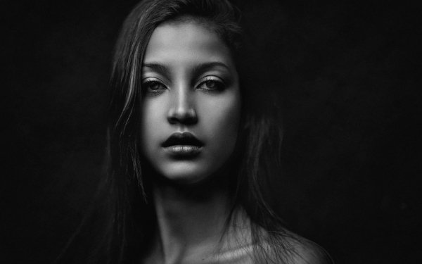 Women Face Model Black & White HD Wallpaper | Background Image