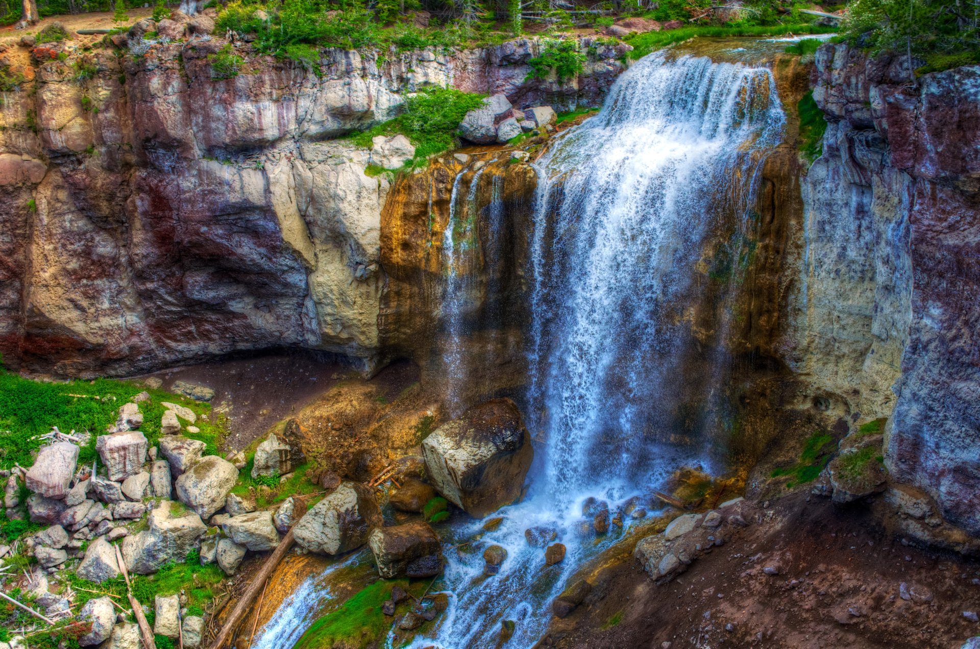 Download HDR Cliff Nature Waterfall 4k Ultra HD Wallpaper