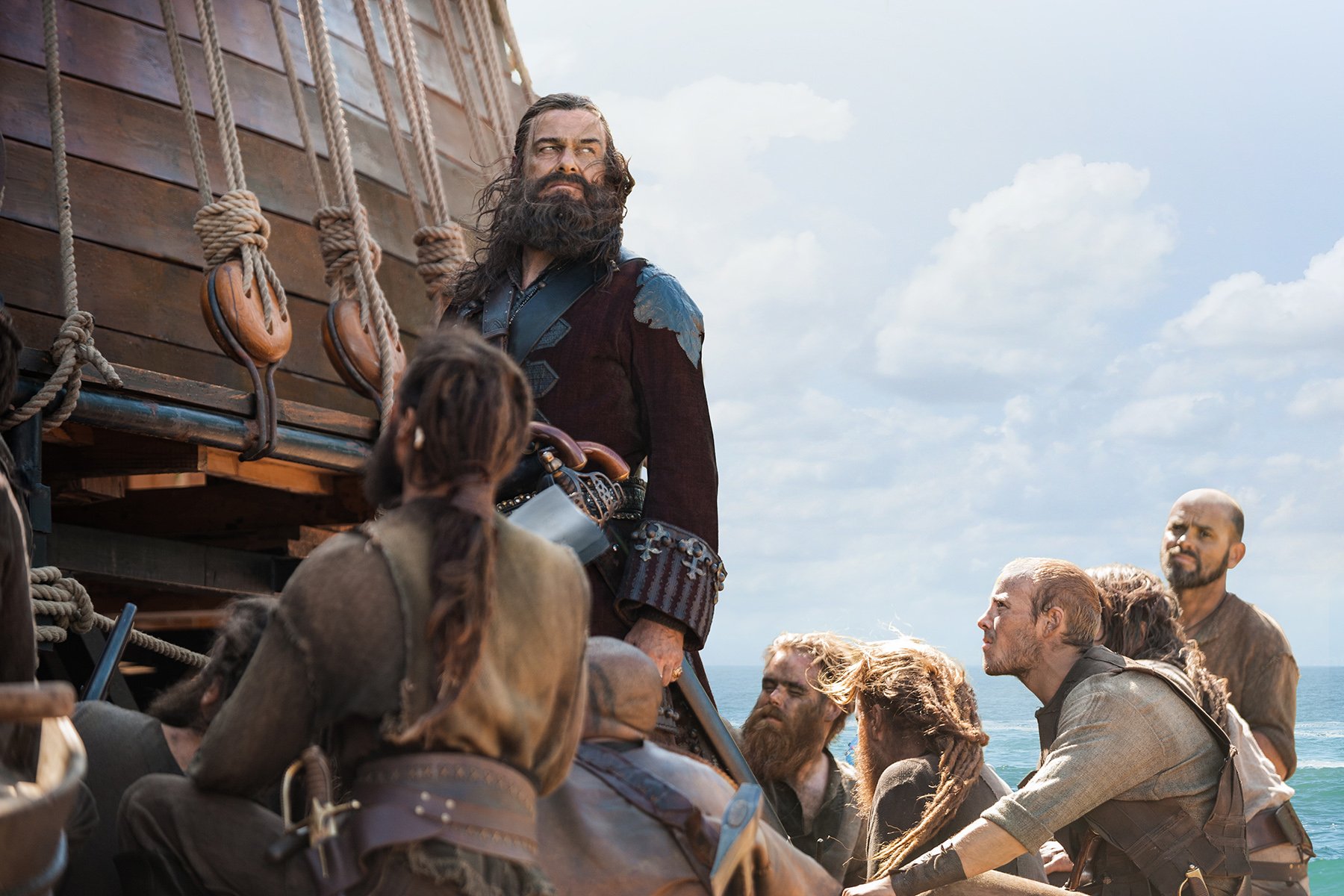 Download Blackbeard (Black Sails) Edward Teach Ray Stevenson TV Show Black Sails Wallpaper
