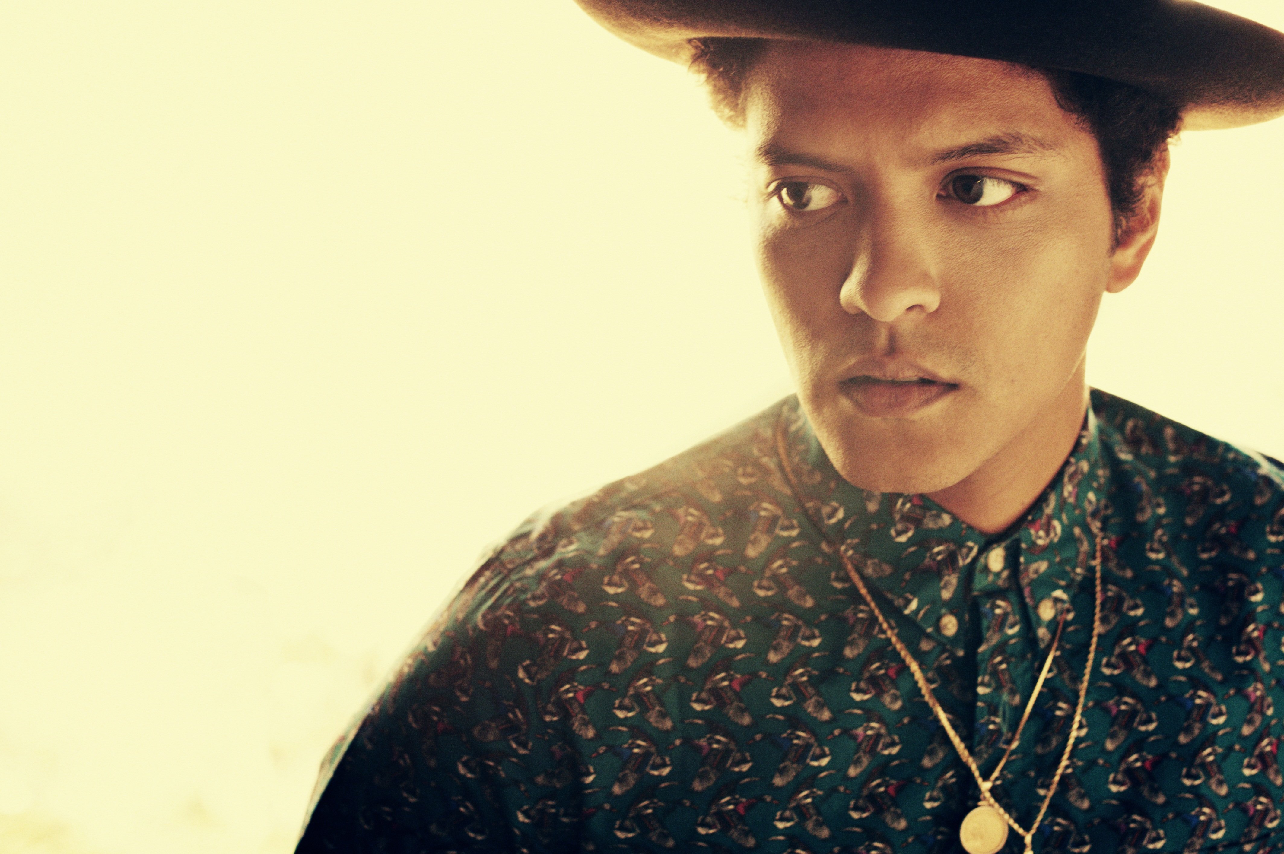 Music Bruno Mars HD Wallpaper | Background Image