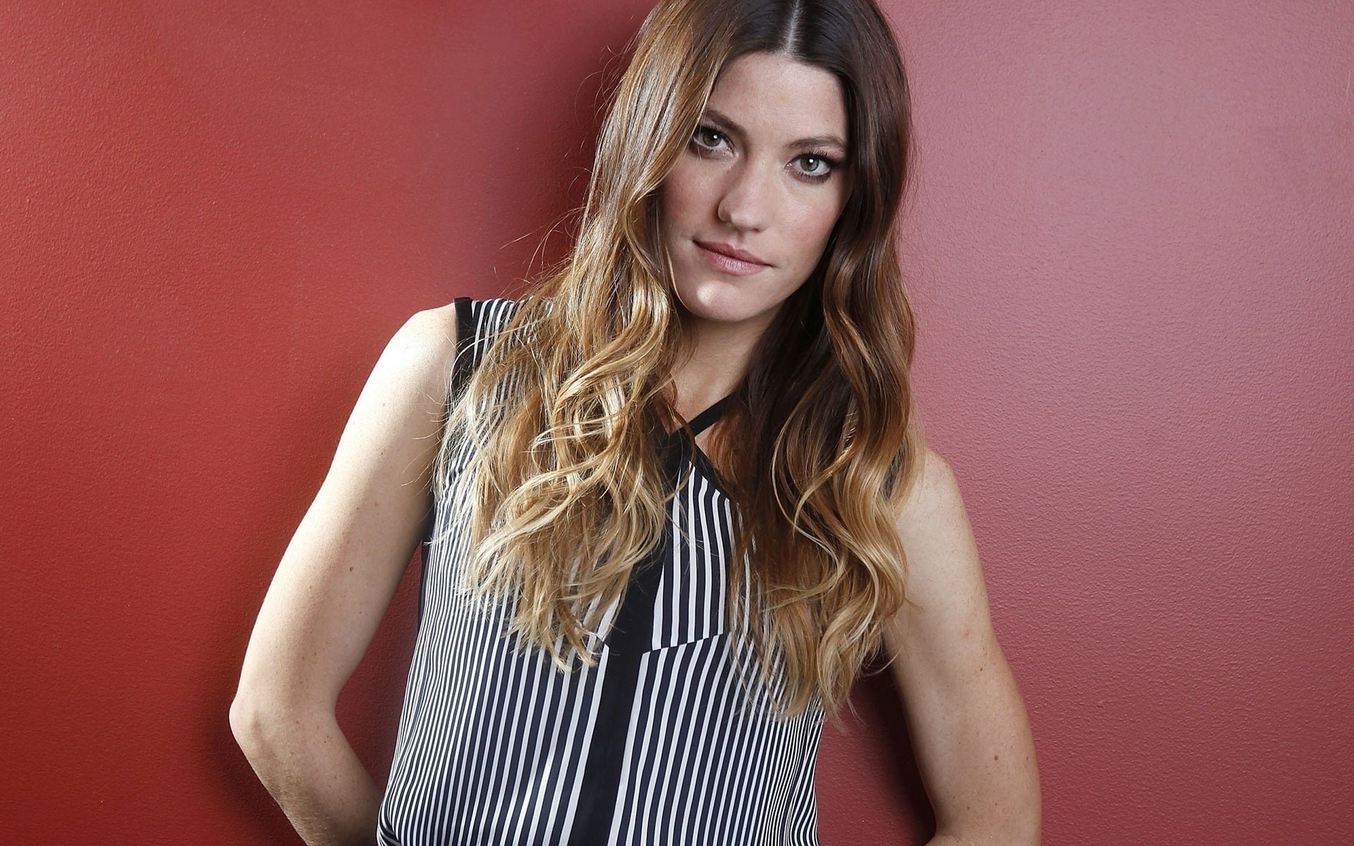 Jennifer Carpenter HD Wallpaper