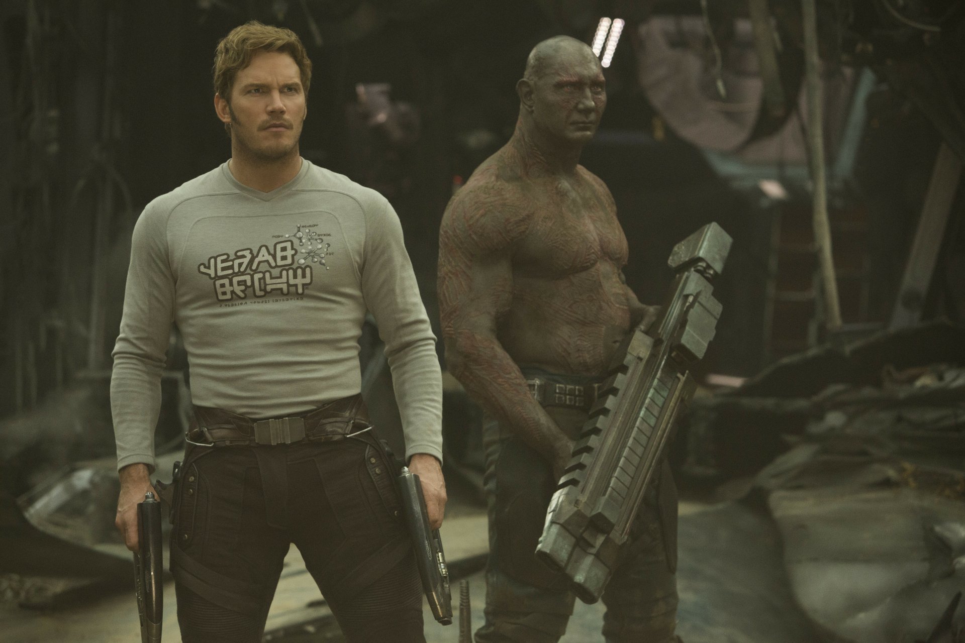 4K Ultra HD wallpaper featuring Star Lord (Chris Pratt) and Drax The Destroyer (Dave Bautista) from Guardians of the Galaxy Vol. 2 in a movie scene.