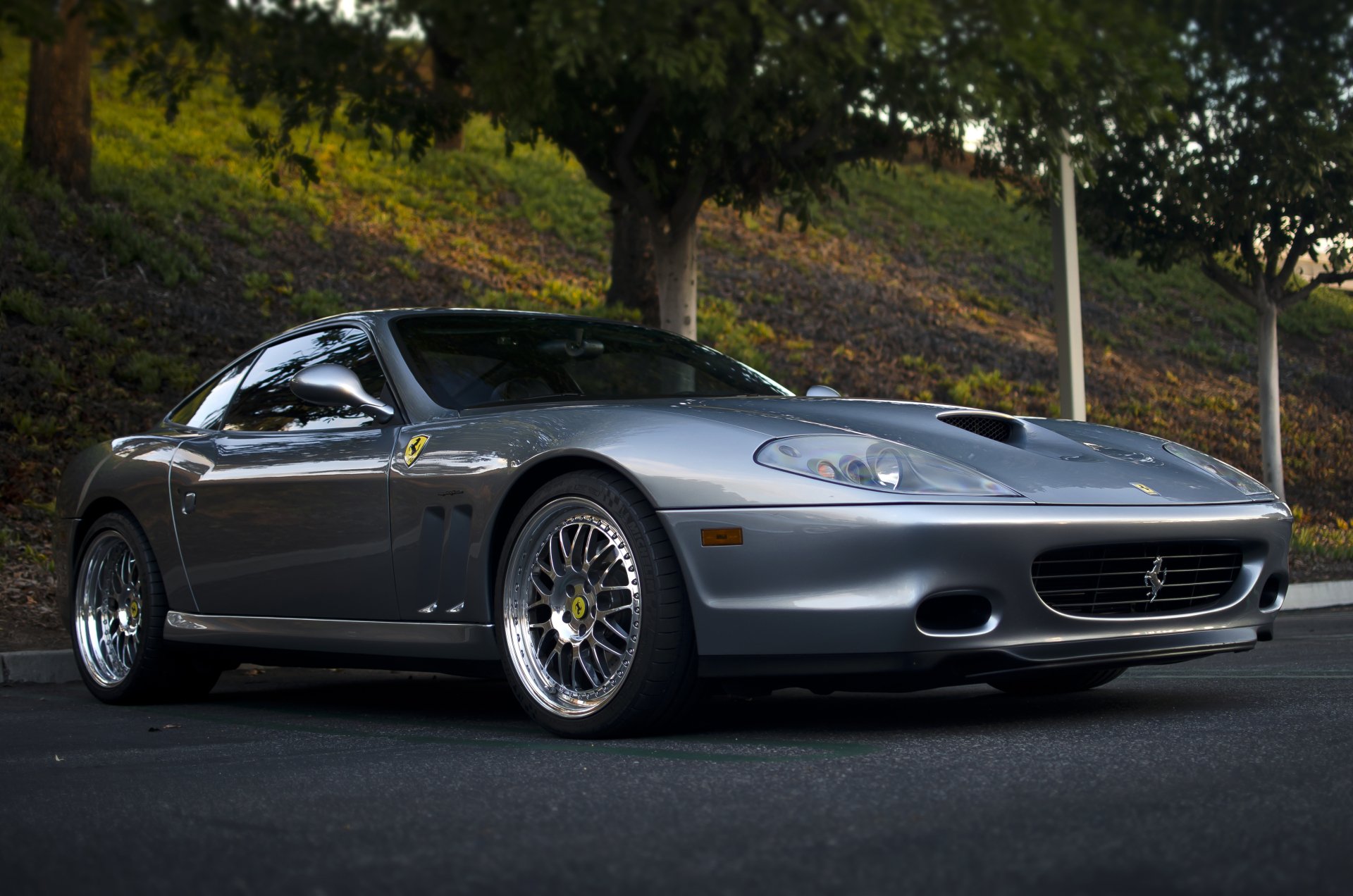 Download Grand Tourer Silver Car Car Ferrari Vehicle Ferrari 575M Maranello 4k Ultra HD Wallpaper