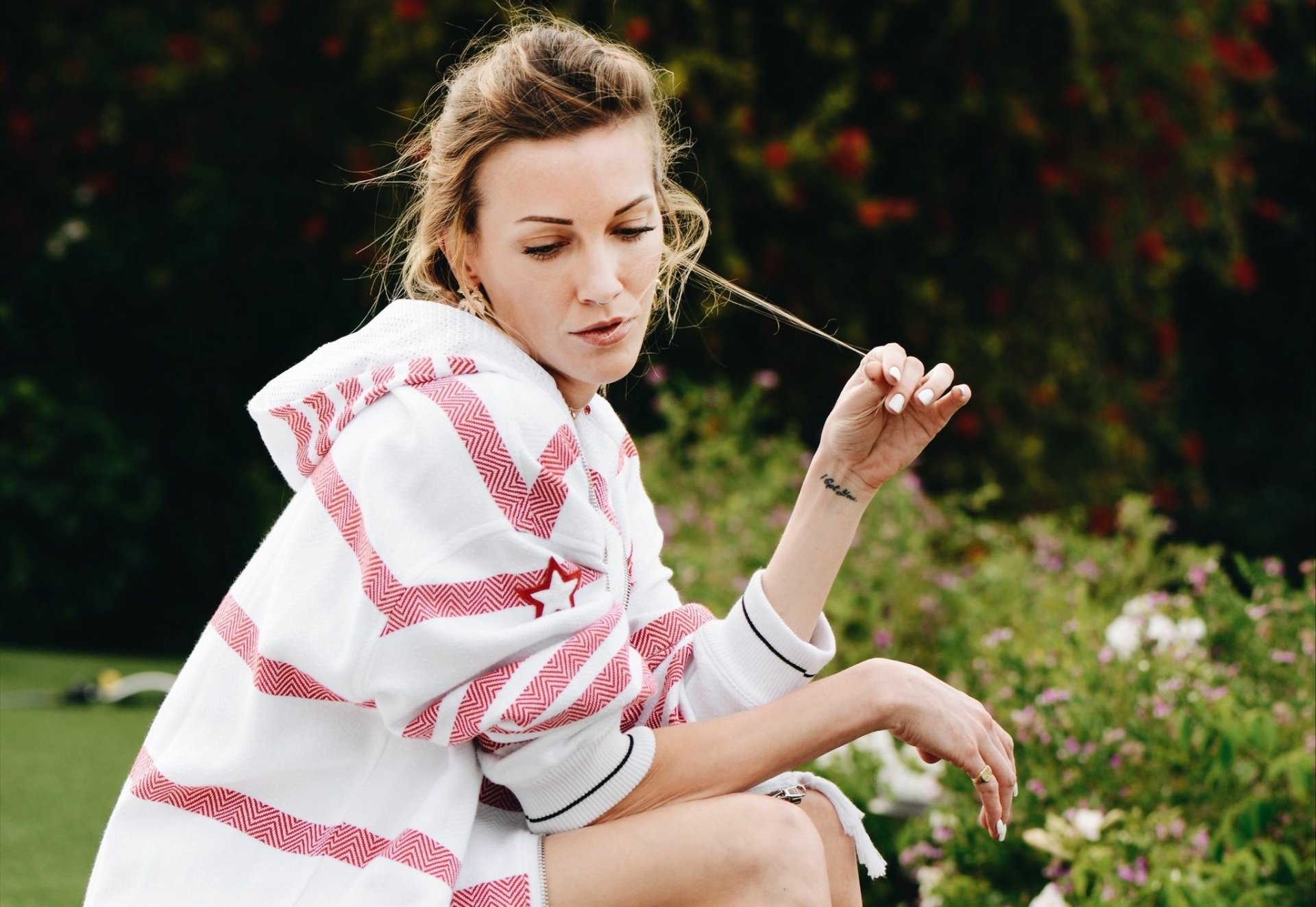 Download Tattoo Model Actress Celebrity Katie Cassidy HD Wallpaper