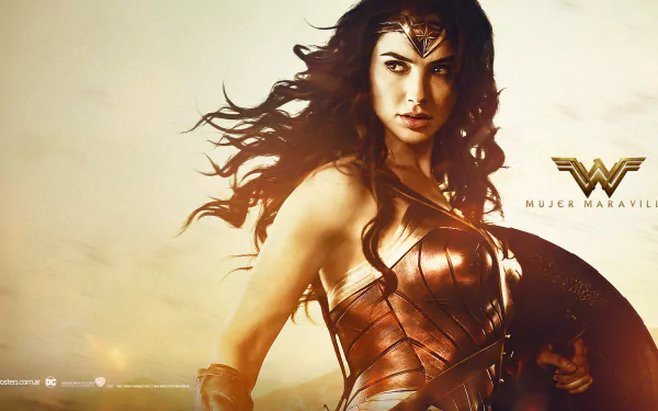 A high-definition wallpaper featuring Wonder Woman in an iconic pose, wearing her warrior costume, with the Wonder Woman logo and Mujer Maravilla text on the background.