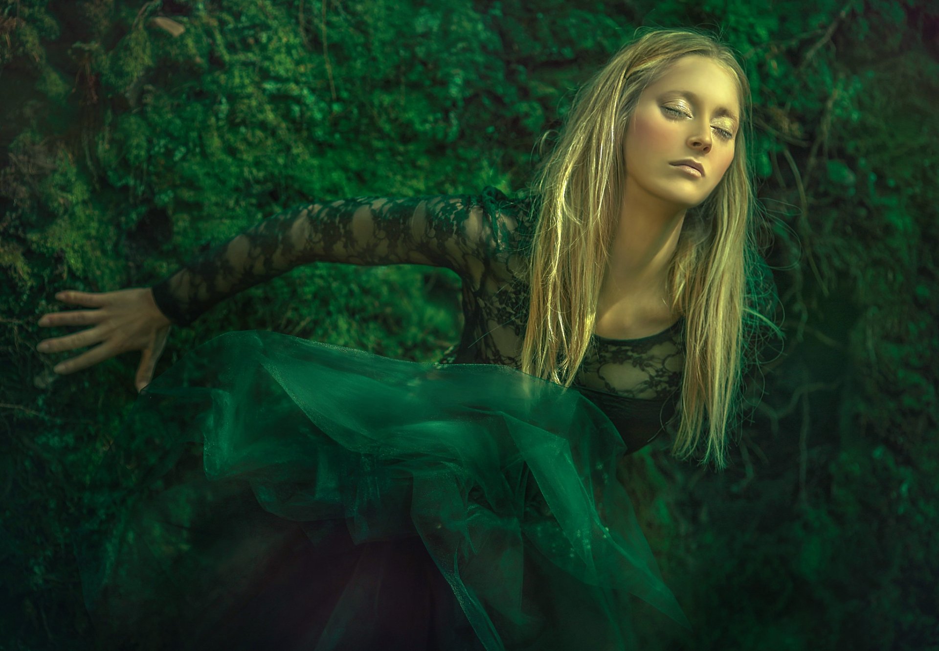 Download Mood Blonde Green Green Dress Woman Model HD Wallpaper by Agnieska Lorek