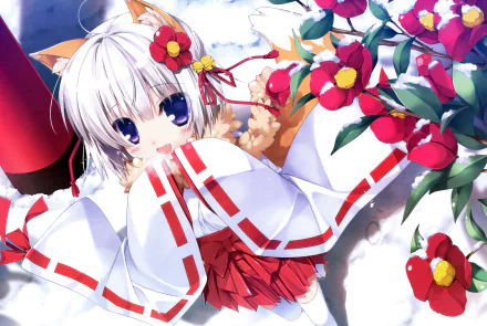 4K Ultra HD anime original wallpaper: smiling short white-haired shrine maiden with blue eyes, ribbon and bell, fox tail, red miko outfit and flowers in a snowy scene.