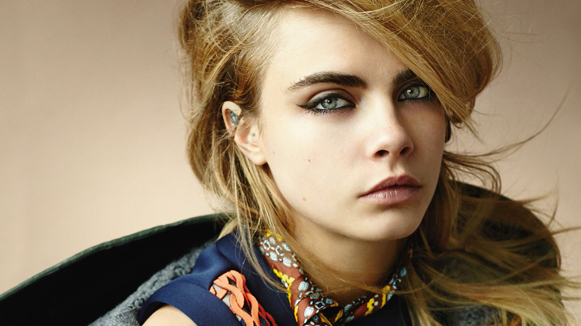 Download Blue Eyes Face Blonde English Actress Celebrity Cara Delevingne Hd Wallpaper 