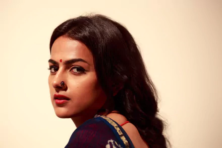 face bindi Celebrity Shraddha Srinath HD Desktop Wallpaper | Background Image