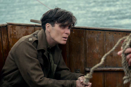 Cillian Murphy in a scene from the movie Dunkirk, featured in a 4K Ultra HD PC desktop wallpaper and background.