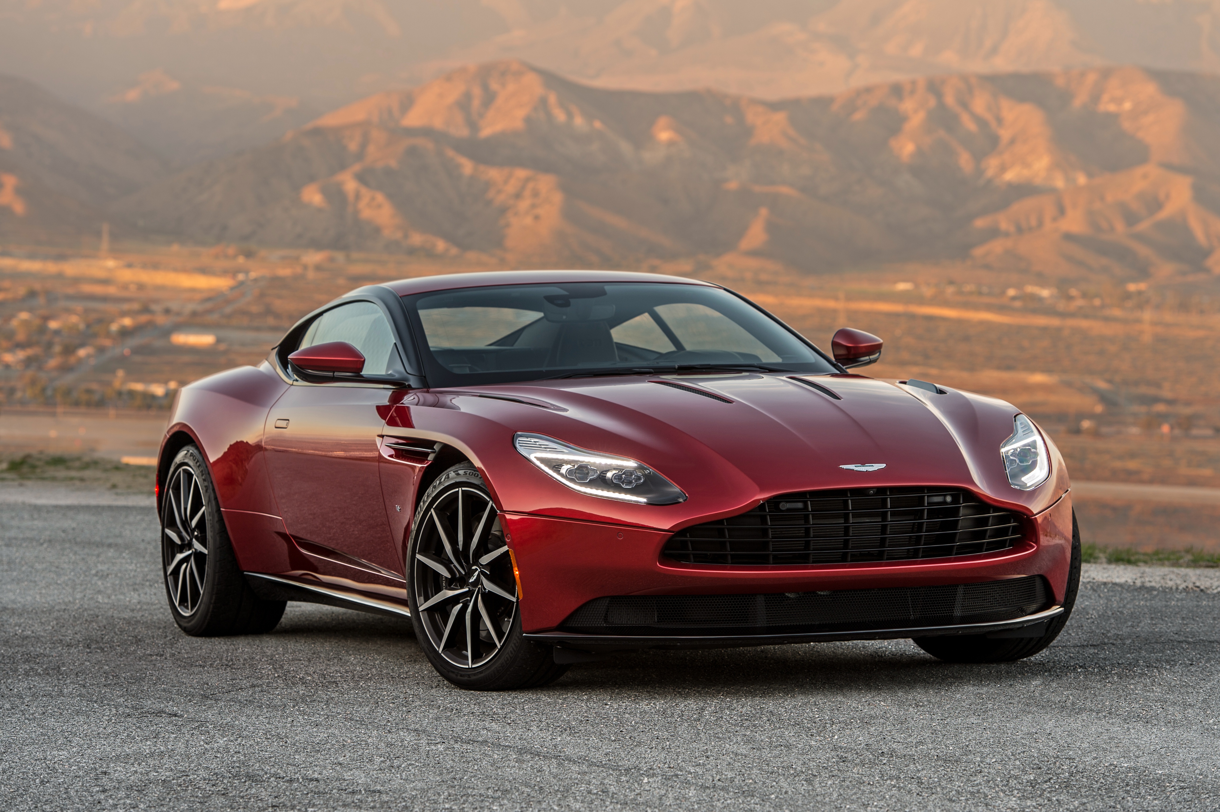 1100+ Aston Martin HD Wallpapers and Backgrounds