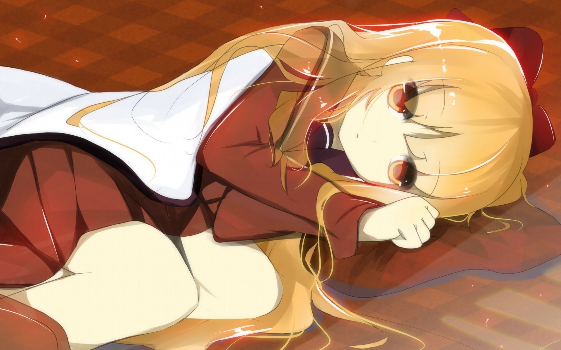 HD anime desktop wallpaper featuring Kyōko Toshinō from YuruYuri, lying down with a relaxed expression in warm, autumnal tones.