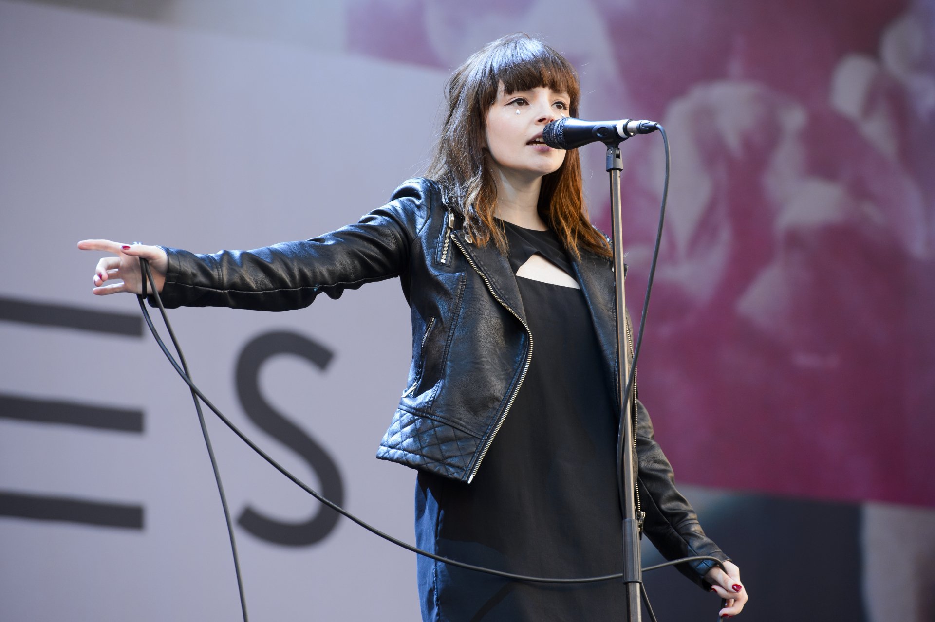 Download Music CHVRCHES 4k Ultra HD Wallpaper