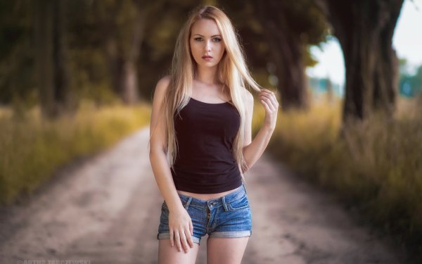 Women Model Depth Of Field Blonde Shorts HD Wallpaper | Background Image