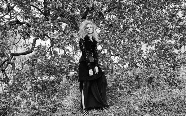 Black & White monochrome Celebrity Deborah Ann Woll HD Desktop Wallpaper | Background Image