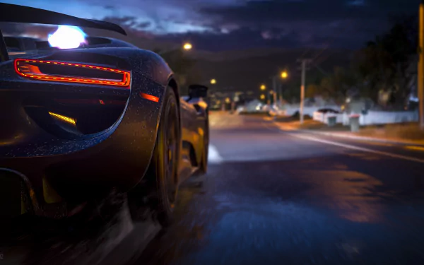 Porsche 918 Spyder racing through rain-slicked night streets in a Forza Horizon 3 / Forza Motorsport scene — 4K Ultra HD PC desktop wallpaper
