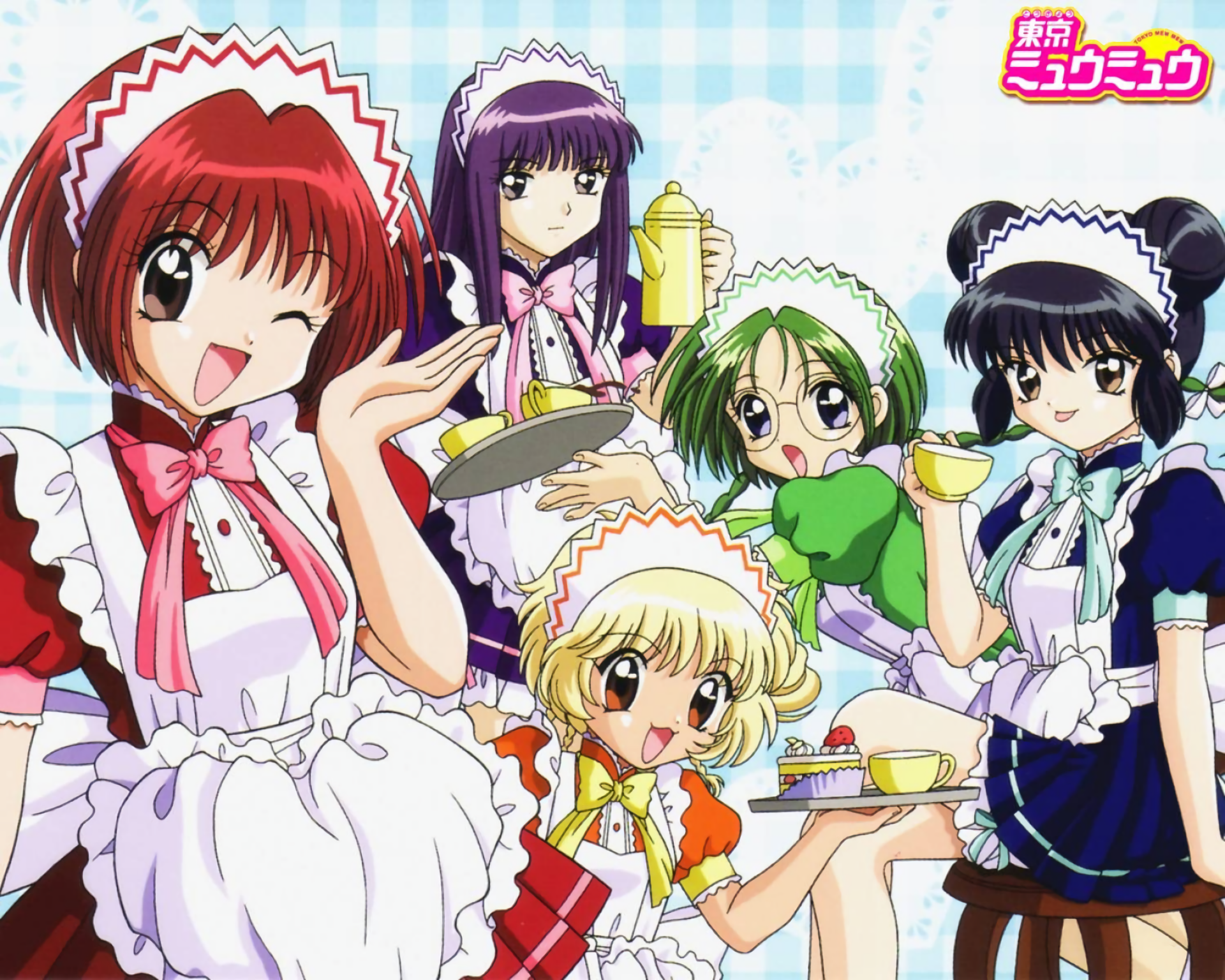 2K Quad HD PC desktop wallpaper showing five cheerful anime maids in colorful uniforms serving tea and desserts against a soft pastel café-style background.