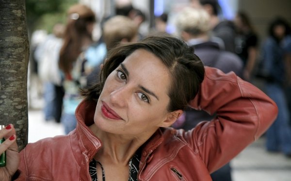 Femmes Natalia Mateo Actrices Espagne Actress Spanish Brown Eyes Brown Hair Face Leather Jacket Fond d'écran HD | Image