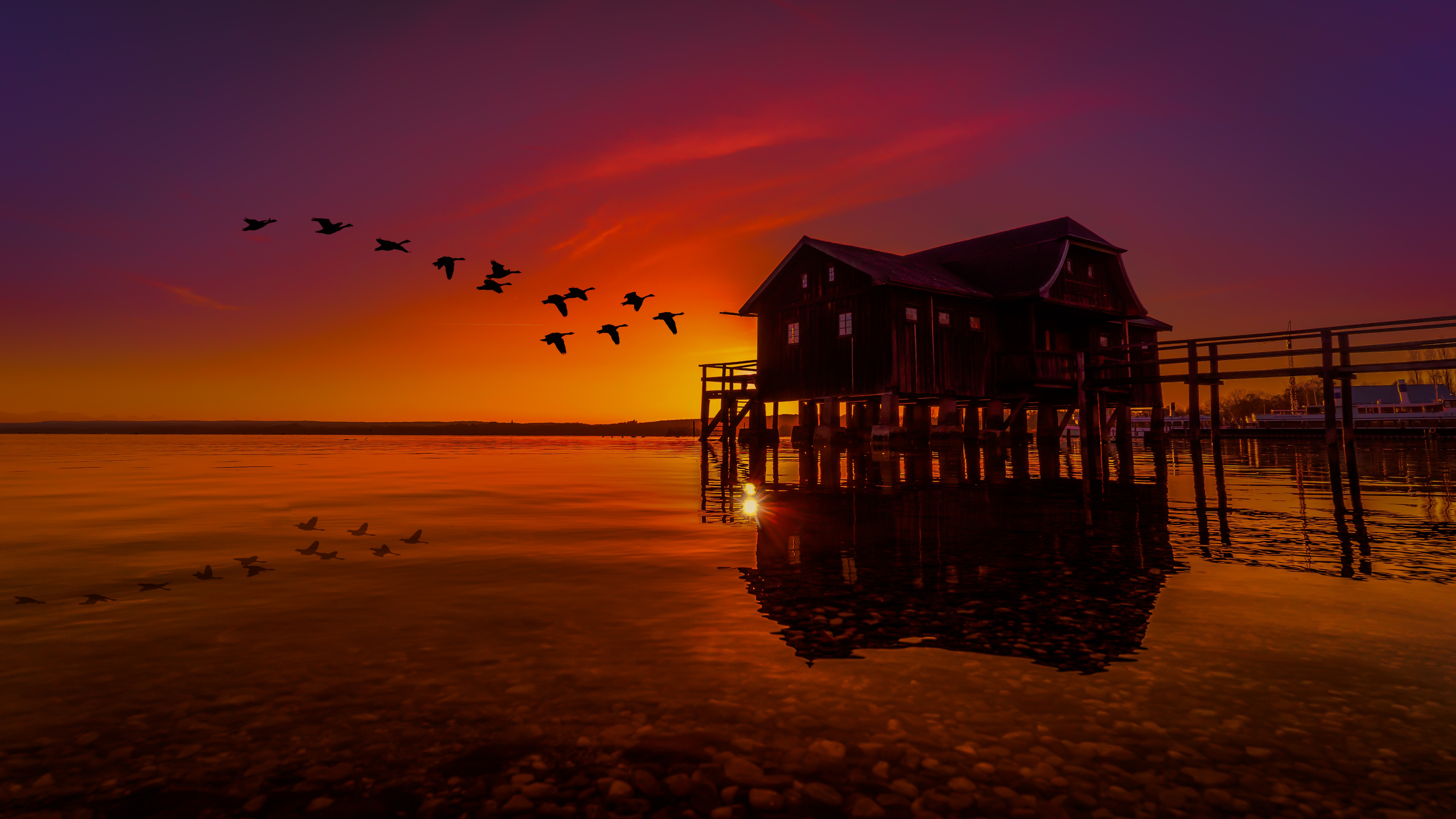 Orange Sunset on the Water by Bilder_meines_Lebens