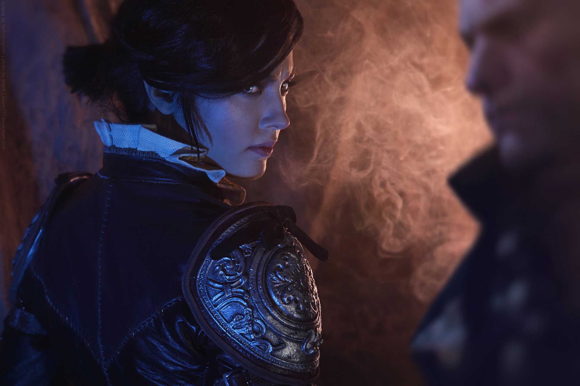 HD PC desktop wallpaper featuring a detailed cosplay of Syanna from The Witcher 3: Wild Hunt - Blood and Wine, showcasing a woman in intricate armor with atmospheric lighting.