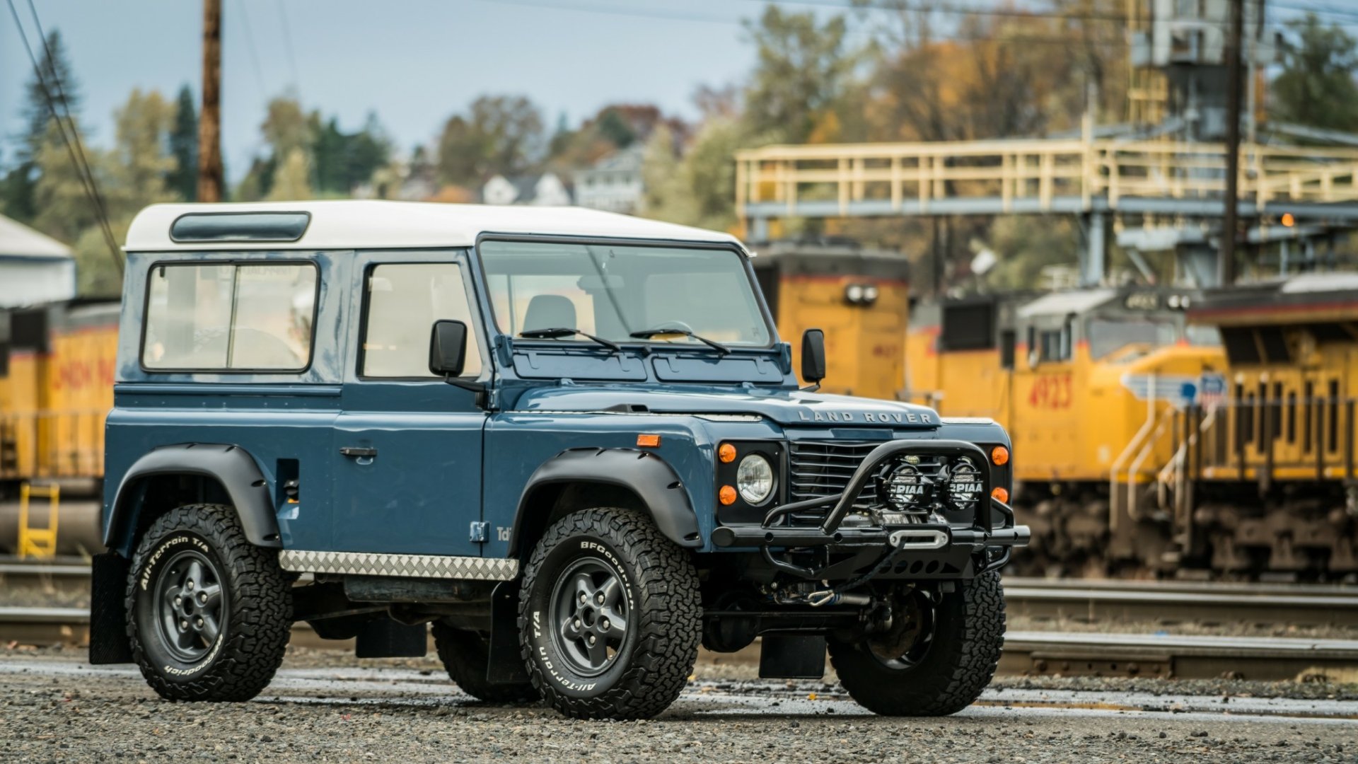 Land rover defender 1990