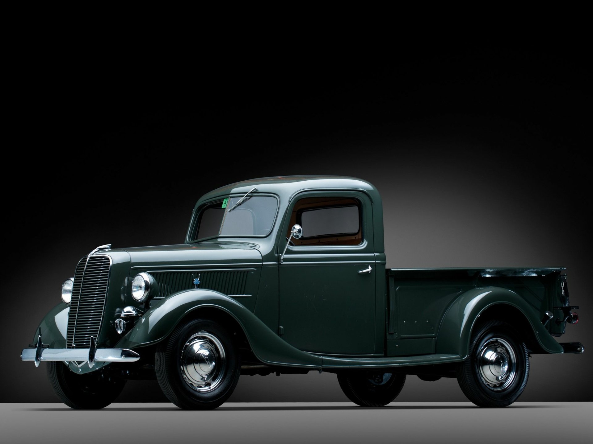 Download Vehicle Ford Deluxe Pickup HD Wallpaper