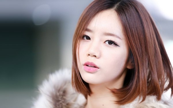 Music Lee Hyeri Brown Eyes K-Pop Singer Redhead Korean Asian HD Wallpaper | Background Image