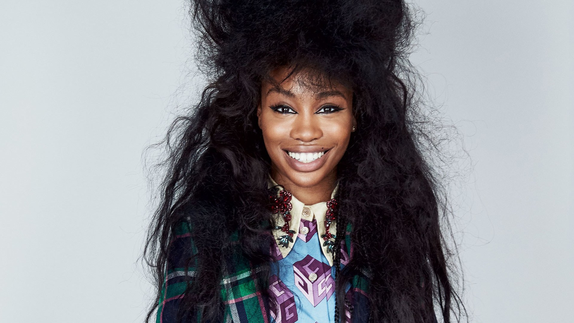 Download Singer and record producer Sza looking confident and powerful  Wallpaper  Wallpaperscom
