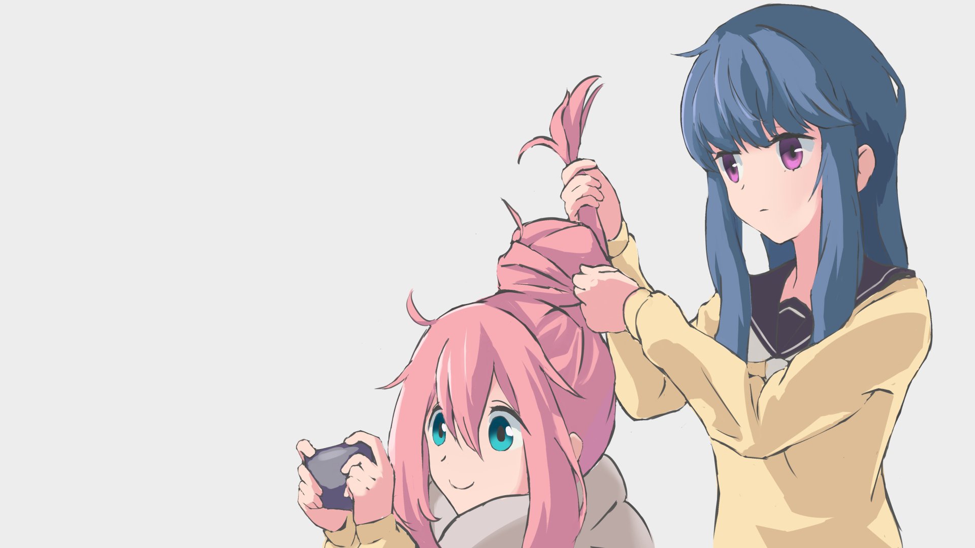 Rin Shima styles Nadeshiko Kagamihara's hair in this 4K Ultra HD PC desktop wallpaper from the anime Laid-Back Camp.