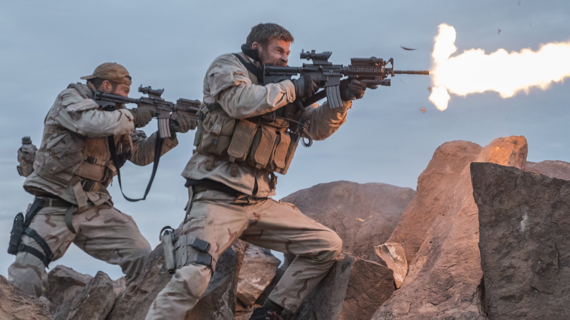 Download Captain Mitch Nelson Chris Hemsworth Movie 12 Strong 4k Ultra HD Wallpaper