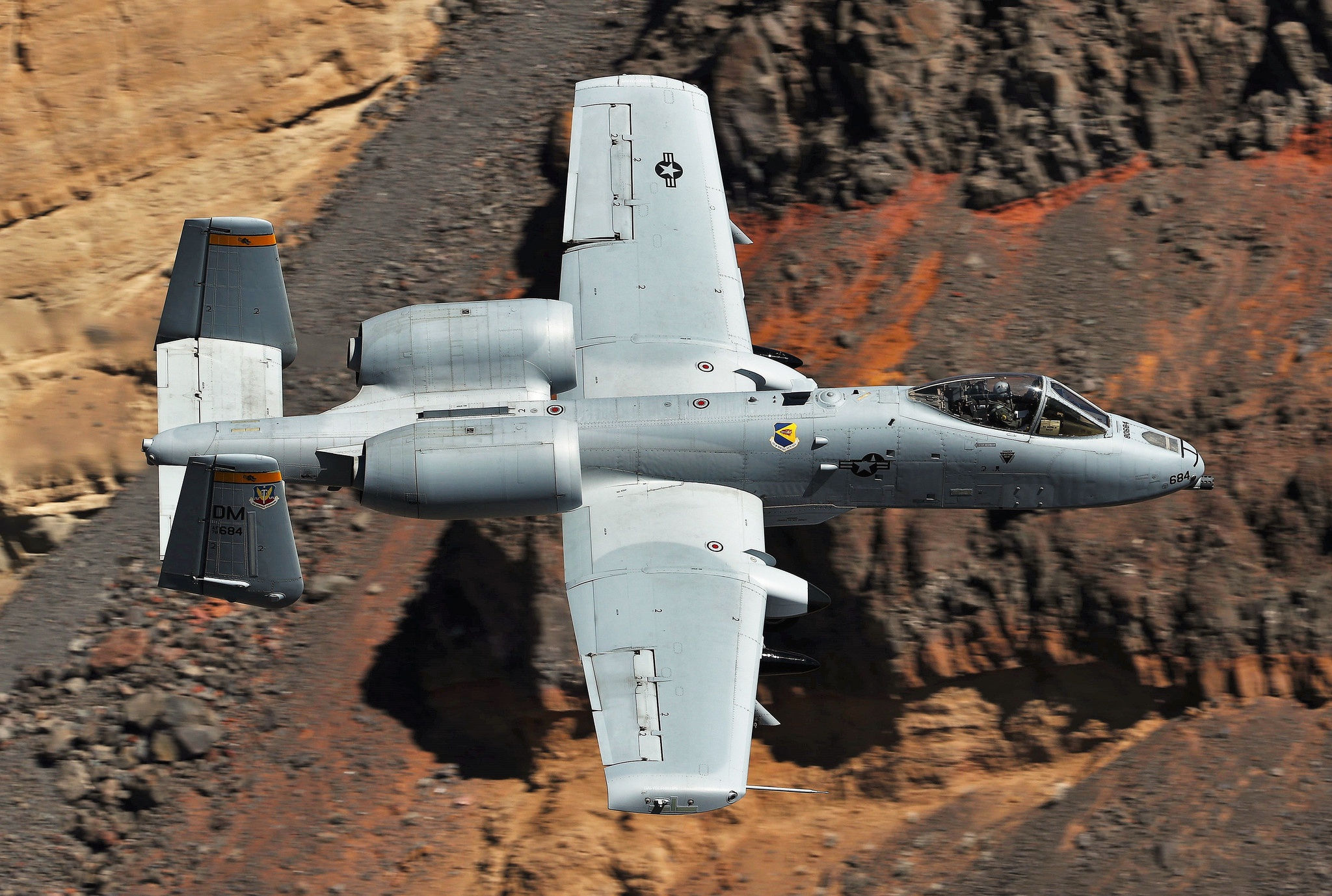 A 10 Thunderbolt Wallpaper