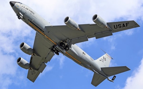 Military Boeing KC-135 Stratotanker Military Aircraft Aircraft Warplane Refueler HD Wallpaper | Background Image