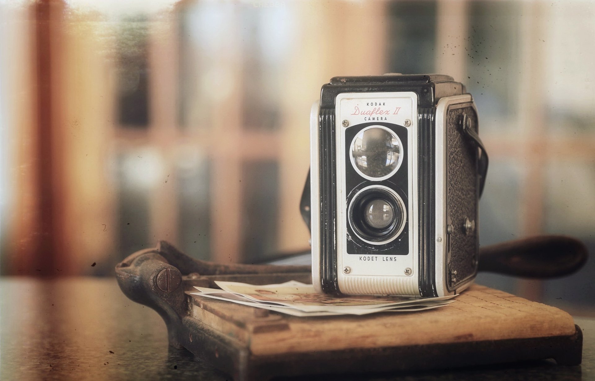 Download Kodak Vintage Man Made Camera HD Wallpaper